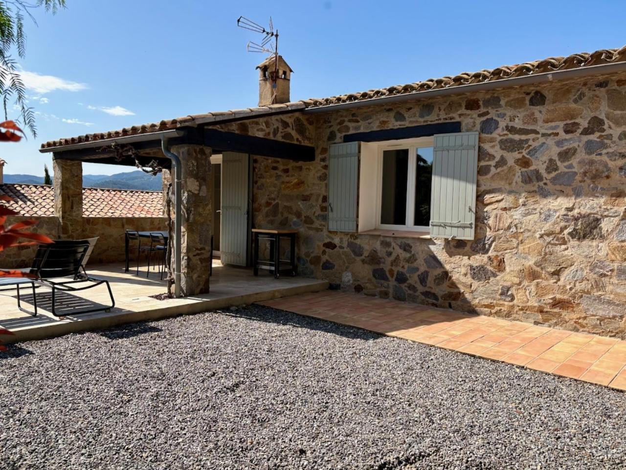 Les Aurochs Bed & Breakfast Grimaud Exterior photo